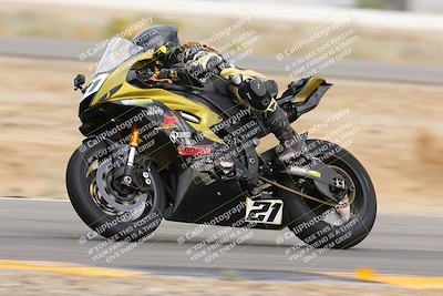 media/Sep-10-2023-SoCal Trackdays (Sun) [[6b4faecef6]]/Turn 14 (820am)/